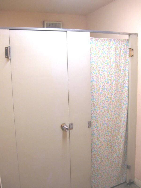 東京都武蔵野市_トイレドア改修_施工前