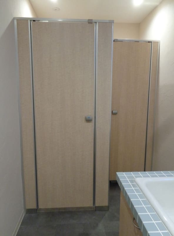 東京都武蔵野市_トイレドア改修_施工後